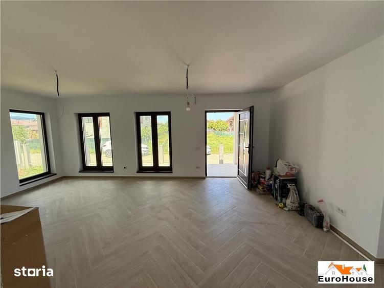 Casa de vanzare pe un nivel in Sard - 1