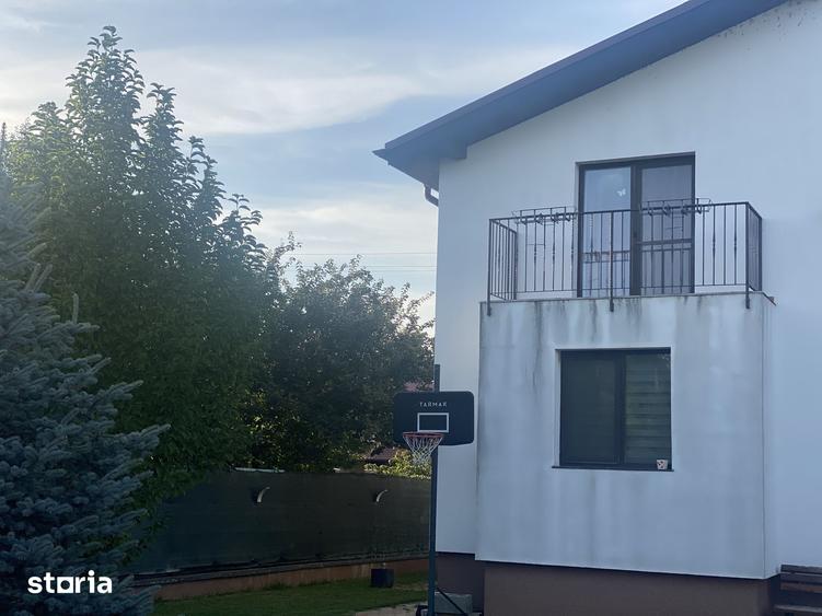 Casă cu 5 camere cu Teren 503 Mp în Șerbănești