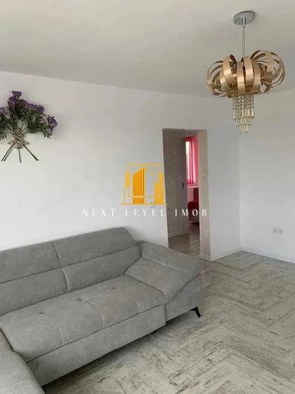 Apartament cu 3 camere semidecomandat în Central