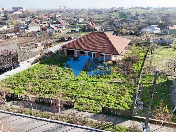 Casă individuală cu 4 camere cu Garaj în Mahmudia
