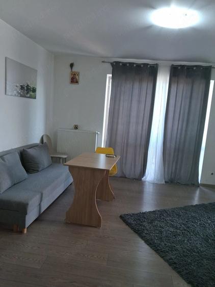 Apartament cu 2 camere semidecomandat în Pantelimon