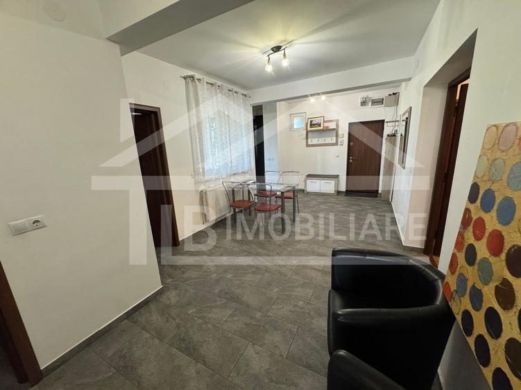 Apartament cu 4 camere decomandat în Semicentral