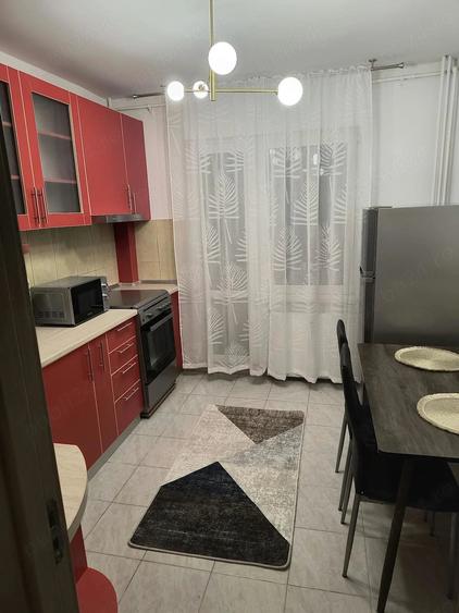 Apartament cu 2 camere decomandat în Sebastian