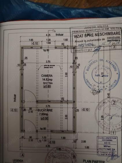 Teren de 2100 mp, în Central