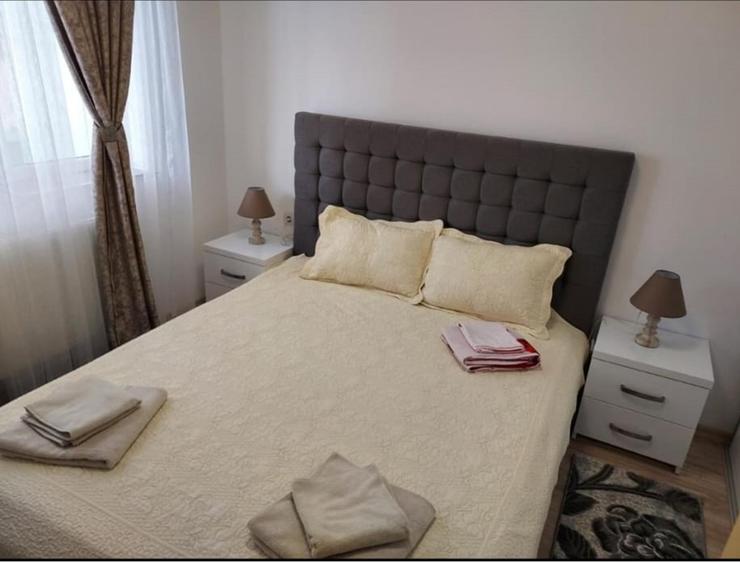 2 camere Moon Light Mamaia zona Vega 400 euro - 2