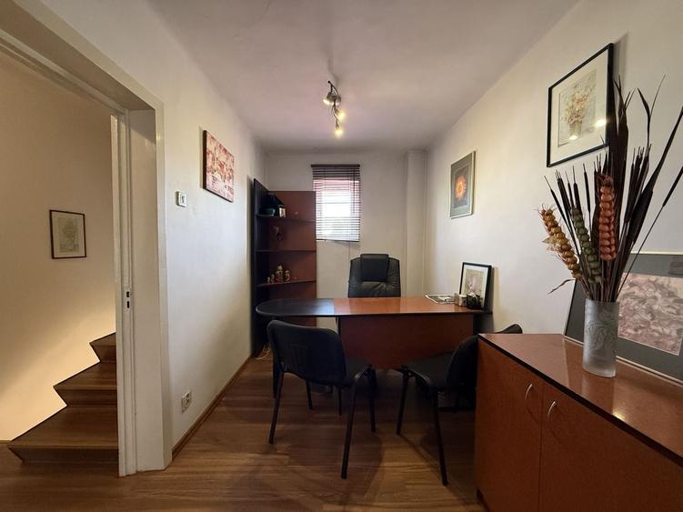 Apartament cu 6 camere decomandat, mobilat în Ultracentral