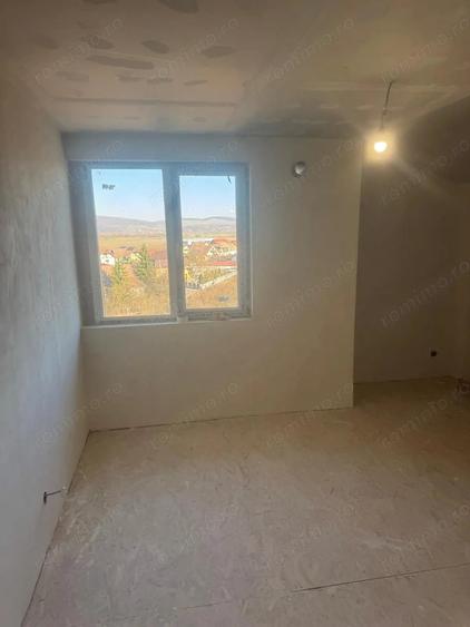 Apartament cu 3 camere decomandat în Sângeorgiu de Mureș
