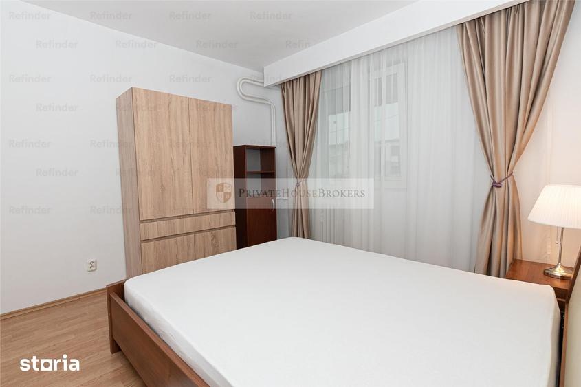 Apartament cu 3 camere decomandat, mobilat în Tei