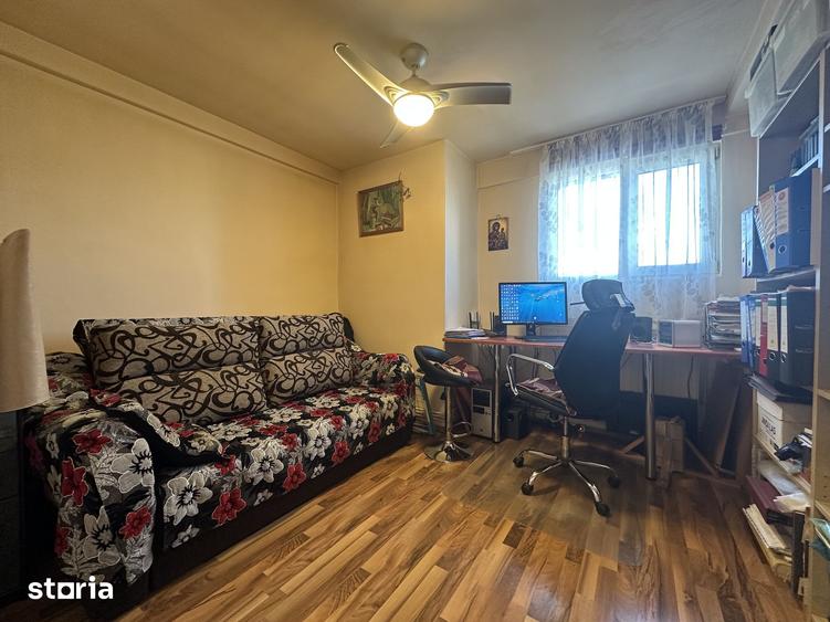Apartament cu 3 camere semidecomandat în Ultracentral