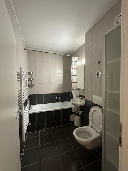 Inchiriez apartament 2 camere - 5