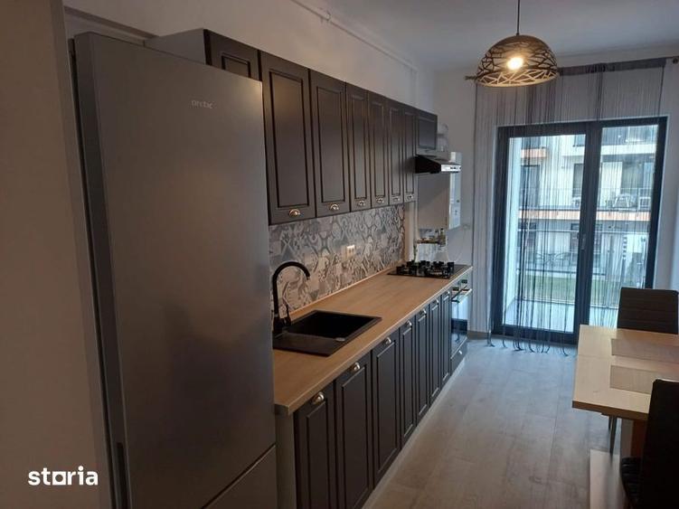 Apartament cu 2 camere decomandat, mobilat în Central