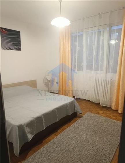 Apartament cu 2 camere semidecomandat în P-ța Mihai Viteazul