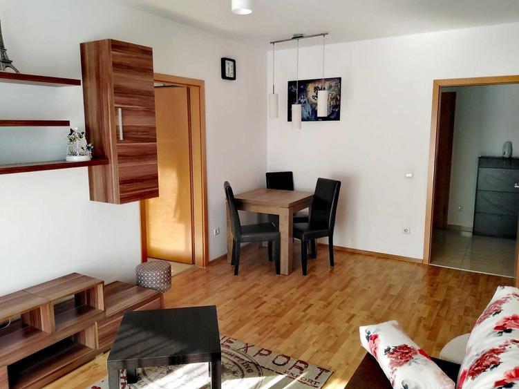 Proprietar Vand apartament 2 camere + boxa, Avantgarden 2 - 4