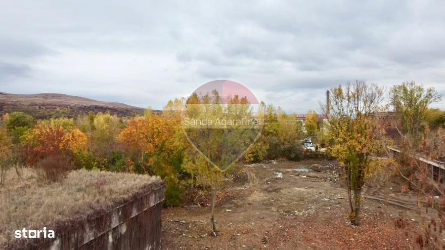 Teren industrial 13.000 mp in Hunedoara, cu PUZ si 2 fronturi stradale