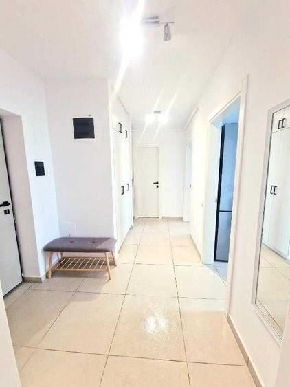 Inchiriez apartament cu 2 camere in zona Coresi - 4