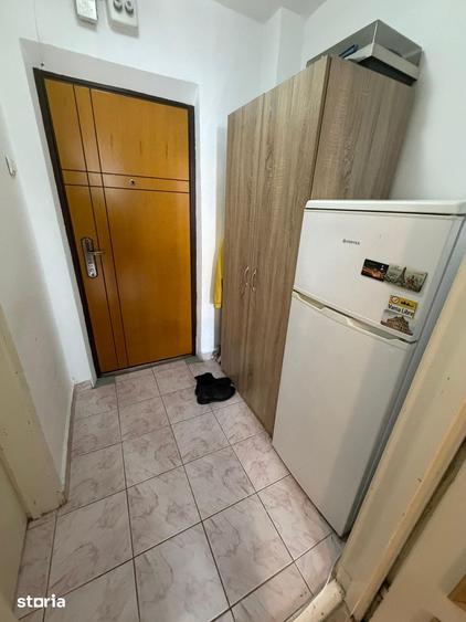 Garsonieră în Brazda lui Novac