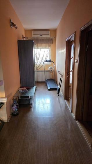 Casă individuală cu 6 camere cu Teren 170 Mp în Ovidiu