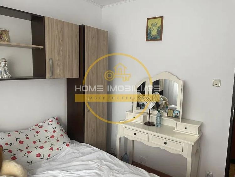 Apartament cu 3 camere semidecomandat, mobilat în Zimbru