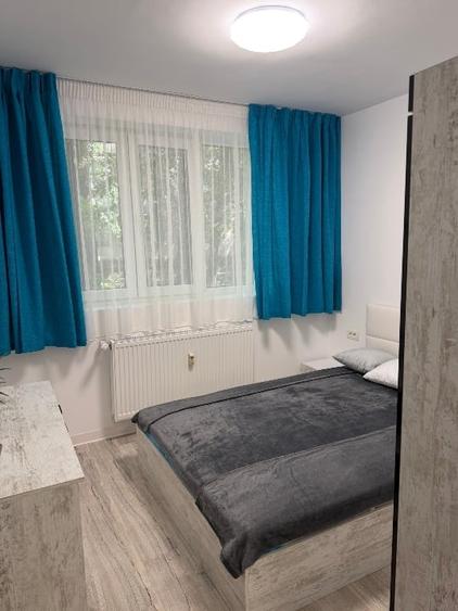 Apartament cu 3 camere decomandat, mobilat în Drumul Taberei