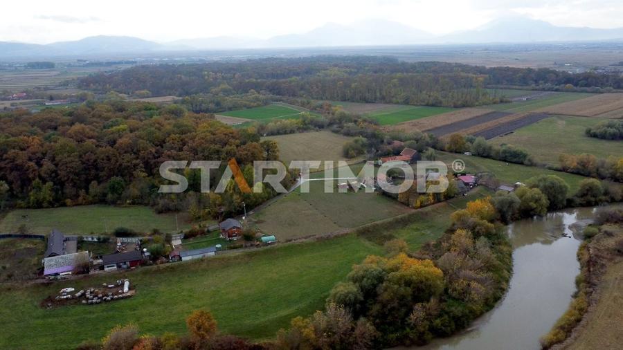 Teren Construcții intravilan de 3550 mp, în Lunca Calnicului