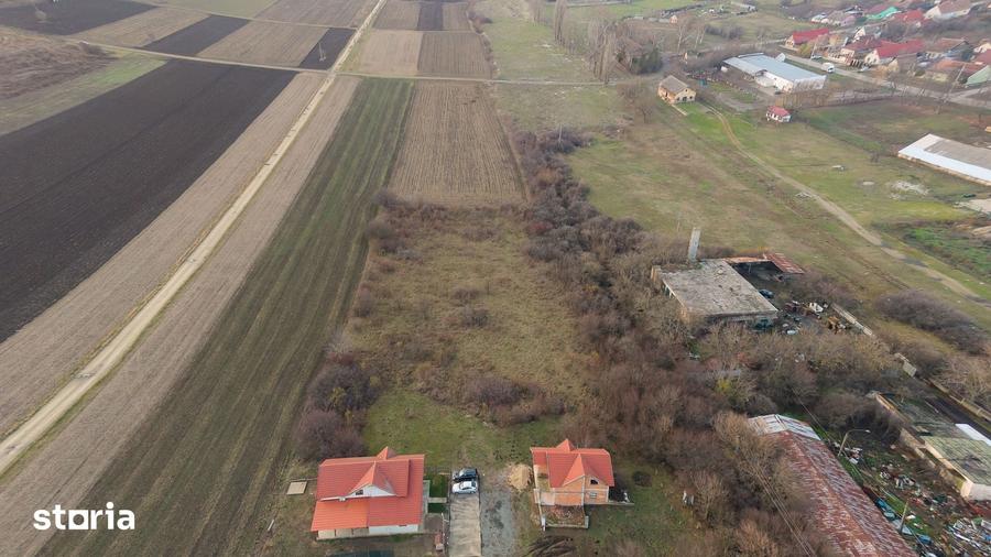 Teren de 444 mp, în Central
