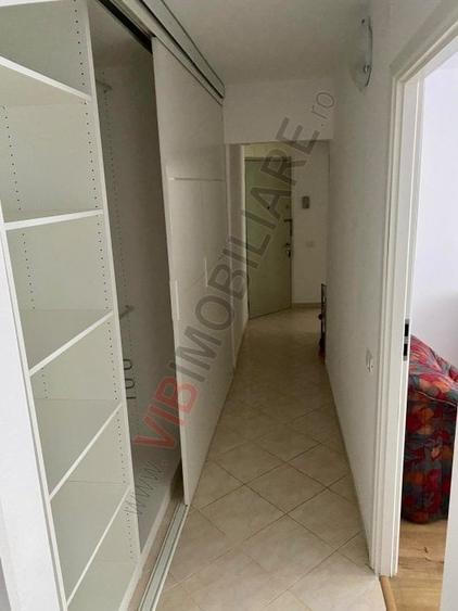 Apartament cu 3 camere decomandat în Drumul Taberei