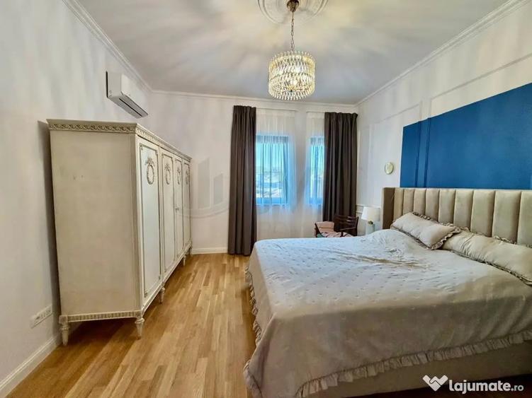 Apartament cu 4 camere decomandat în Calea Victoriei