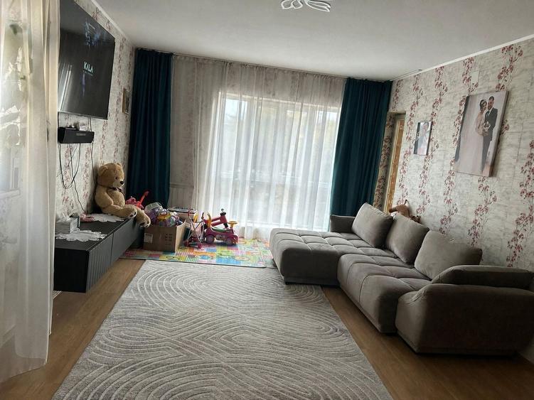 Apartament cu 2 camere decomandat, mobilat în Tătărași