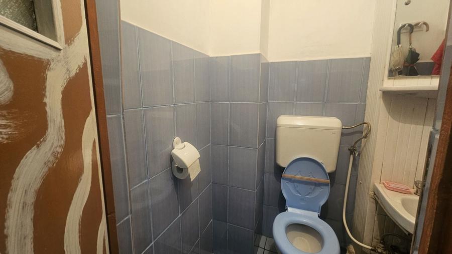 Apartament cu 3 camere decomandat, mobilat în Cetate — fotografia 1