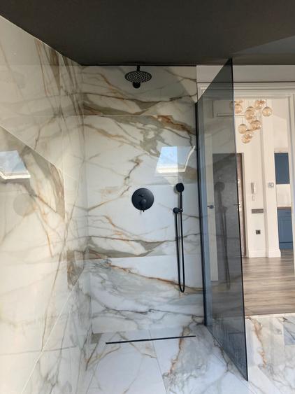 Apartament cu 2 camere decomandat în Europa