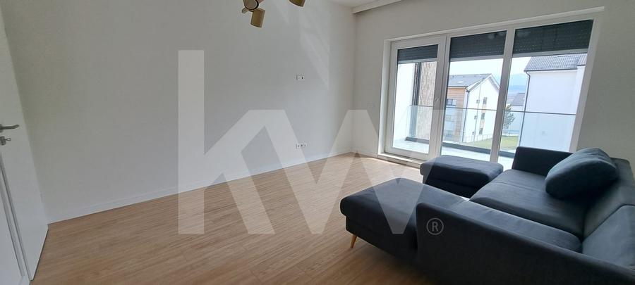 Apartament cu 2 camere decomandat, mobilat în Cristian