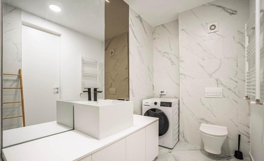Apartament cu 2 camere semidecomandat, mobilat în Viilor