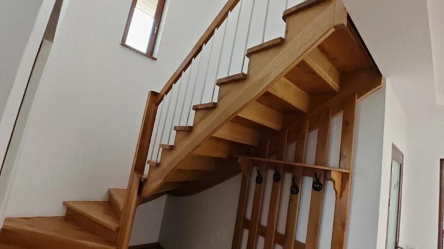 Casă cu 5 camere cu Teren 800 Mp în Central