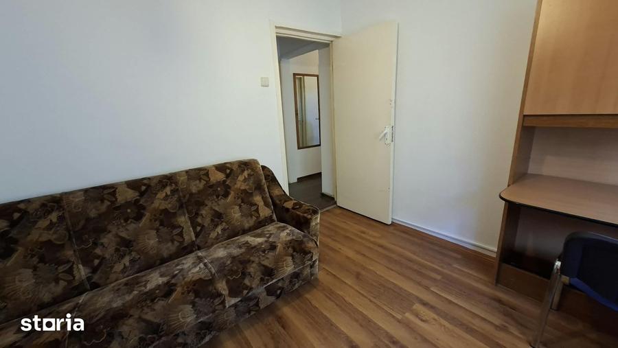 Apartament cu 3 camere în 7 Noiembrie