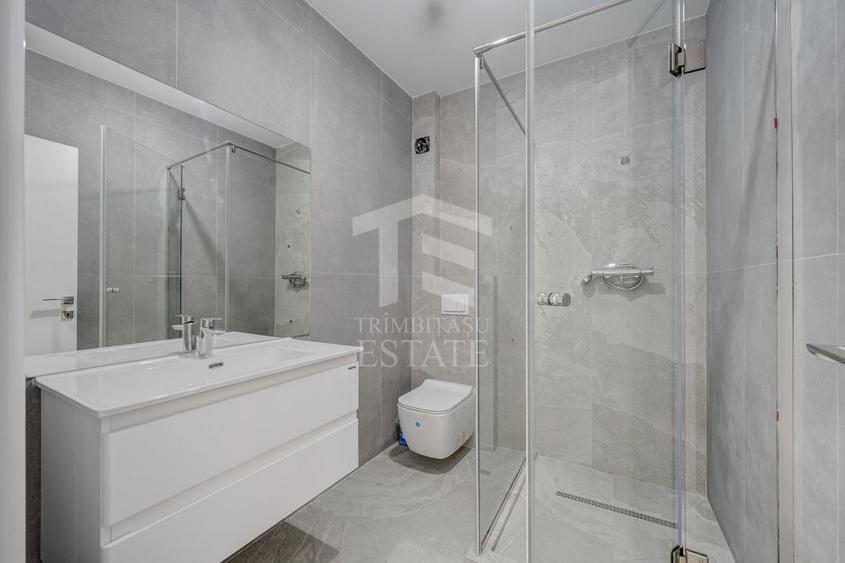 Casă individuală cu 4 camere cu Canalizare în Giulești