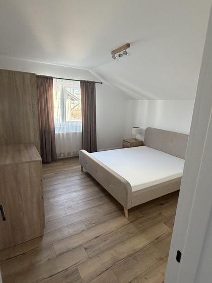 Casă cu 3 camere cu Teren 30 Mp în Moara
