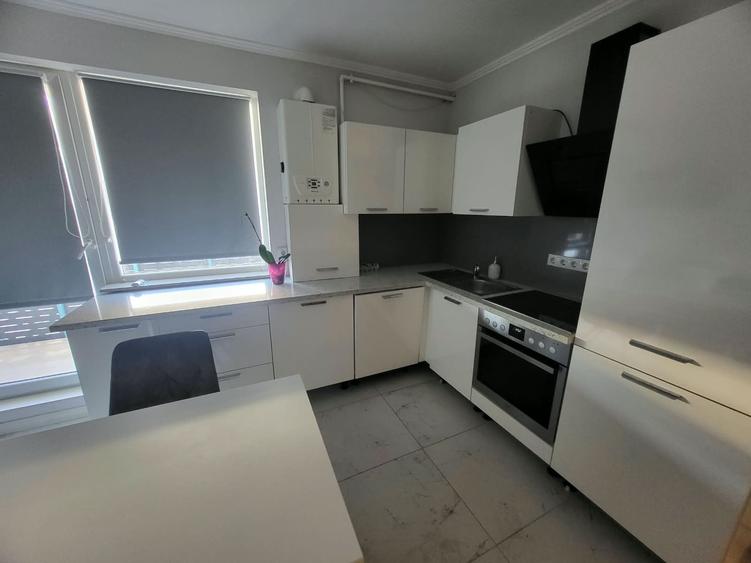 Apartament cu 2 camere semidecomandat în Florești