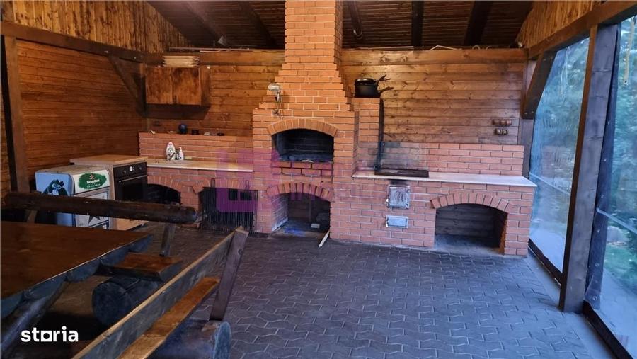Casă cu 4 camere în Porumbacu de Sus