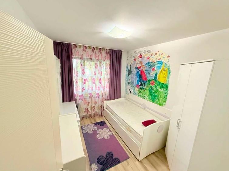 Apartament cu 4 camere în Săsar