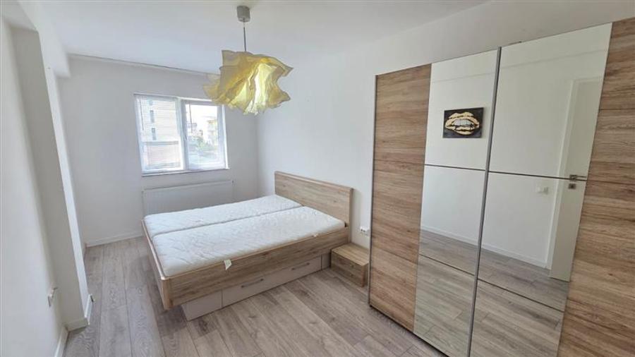 Apartament cu 2 camere semidecomandat în Florești