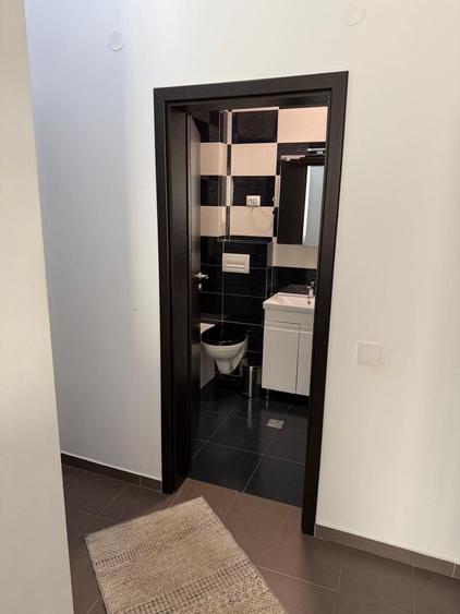 Apartament cu 2 camere semidecomandat în Exterior Vest