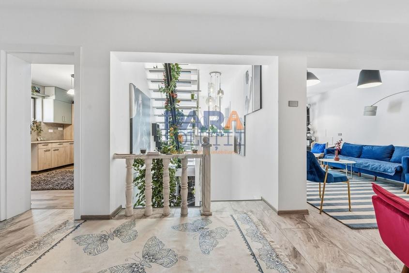 Duplex cu 6 camere cu Canalizare în Central