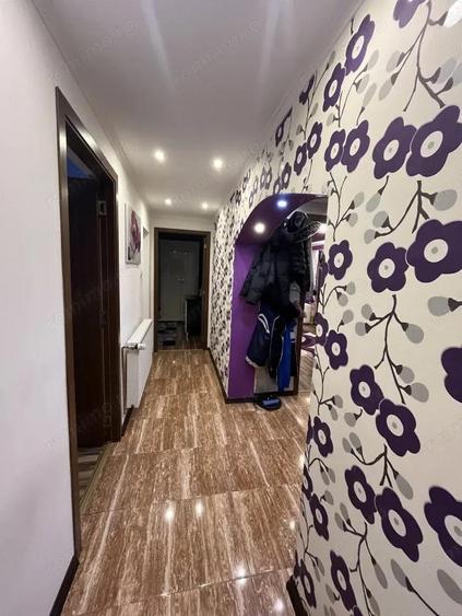 Apartament cu 4 camere decomandat în Central
