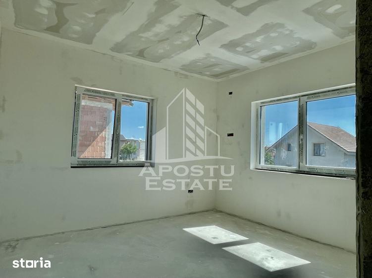 Casă cu 4 camere cu Teren 600 Mp în Giarmata
