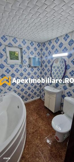Apartament cu 3 camere decomandat în Dristor