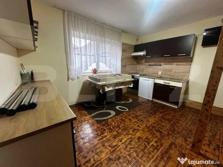 Casă cu 4 camere cu Teren 650 Mp în Vințu de Jos