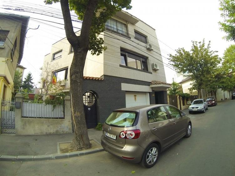 Romana,Dogarilor,in vila,cu terasa. - 18