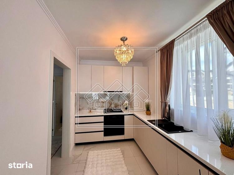Apartament cu 5 camere în Central