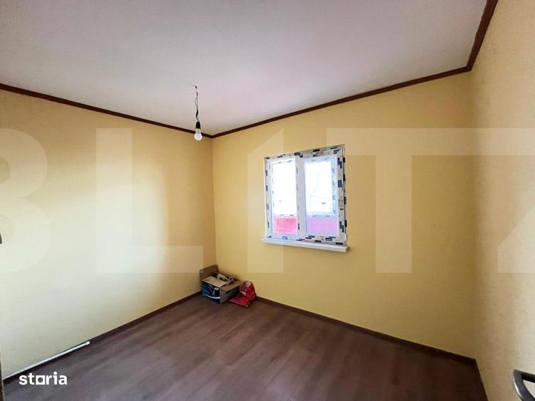 Apartament cu 4 camere decomandat în Central