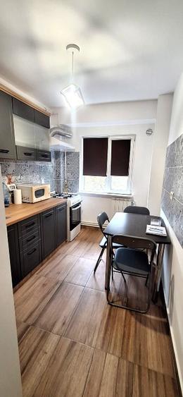 Apartament cu 2 camere decomandat în Tomis Nord